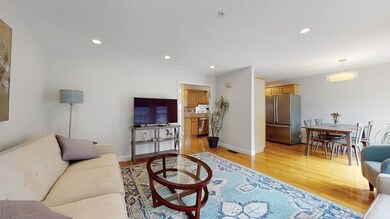 88 Worcester Ln unit 88, Waltham, MA 02451 - photo 4