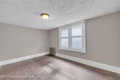 30 Arch St, Glen Lyon, PA 18617 - photo 6