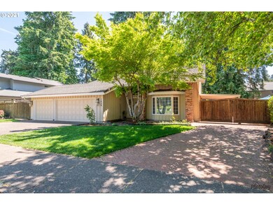 1829 Russet Dr, Eugene, OR 97401 - photo 2