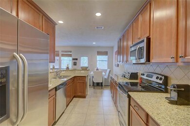 19 Bowerbank Ct, Magnolia, TX 77354 - photo 4