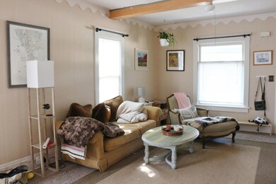 03 Living room