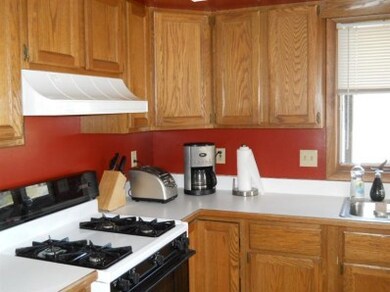 1930 W Ash St, Griffith, IN 46319 - photo 4