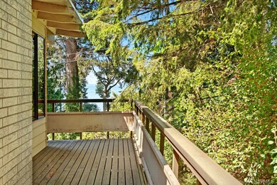 18557 Sound View Place, Edmonds, WA 98020 - photo 4