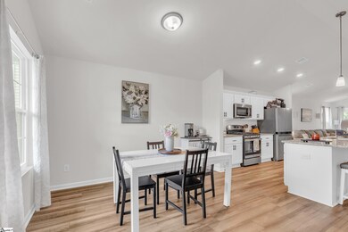 116 W Compass Way, Easley, SC 29640 - photo 4