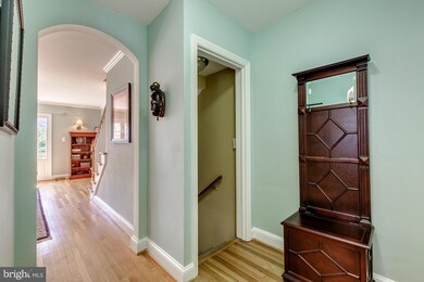1216 Portner Rd, Alexandria, VA 22314 - photo 3