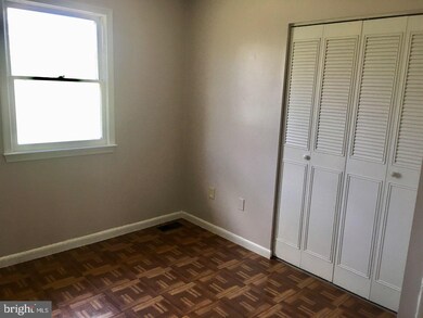 5190 Heritage Dr, King George, VA 22485 - photo 7