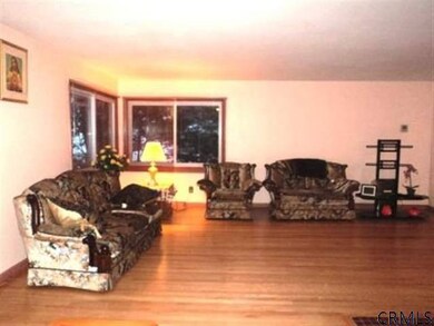 48 Joelson Ct, Albany, NY 12209 - photo 6