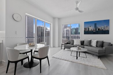 133 NE 2nd Ave unit 2712, Miami, FL 33132 - photo 4