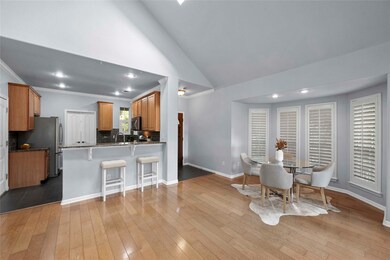 6704 Menchaca Rd unit 29, Austin, TX 78745 - photo 4