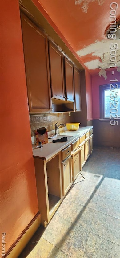 13940 Mayfield St, Detroit, MI 48205 - photo 7