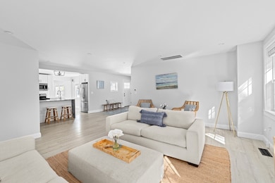 7 Cliff Rd, Hingham, MA 02043 - photo 3