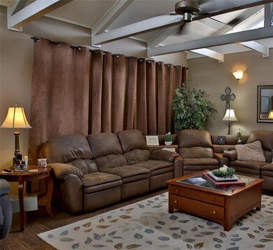 960 Red Bird Ln, Weatherford, TX 76088 - photo 4