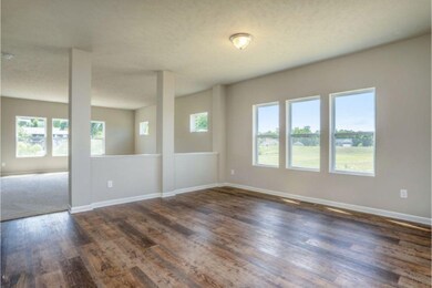 ELM161-T3100-Dining Room