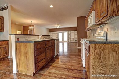 2 Milford Ln, Bella Vista, AR 72715 - photo 3