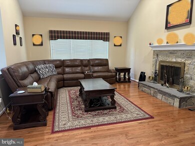 10855 Hunter Gate Way, Reston, VA 20194 - photo 2