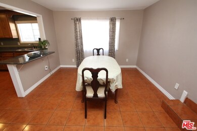 842 W 130th St, Compton, CA 90222 - photo 5