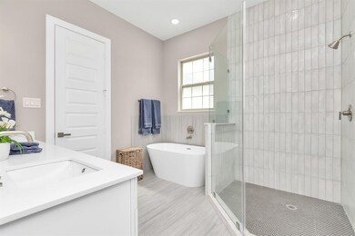 5411 Iconic Ln, Houston, TX 77091 - photo 3