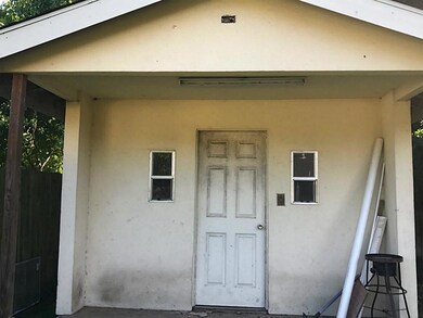 8422 Ponnel Ln, Houston, TX 77088 - photo 7