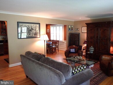 4513 Willet Dr, Annandale, VA 22003 - photo 3