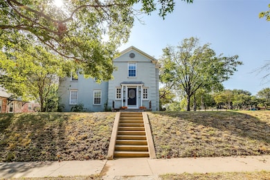 4339 Pershing Ave, Fort Worth, TX 76107 - photo 2