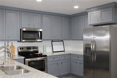 1000 E Widhelm St, Beeville, TX 78102 - photo 6