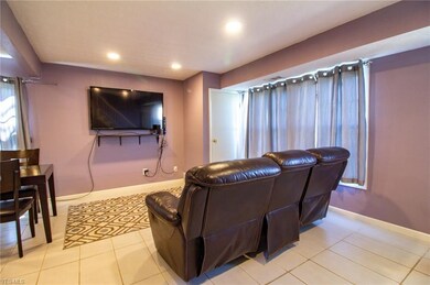 3437 Beaver Trail unit C, Aurora, OH 44202 - photo 2