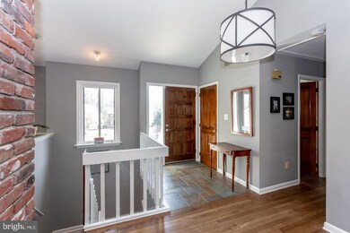 14 Kates Glen, Paoli, PA 19301 - photo 2