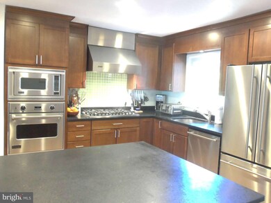 1507 Cool Spring Dr, Alexandria, VA 22308 - photo 7