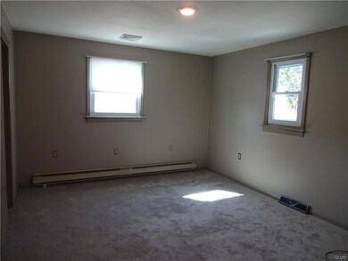 6119 Snyders Church Rd, Bath, PA 18014 - photo 4