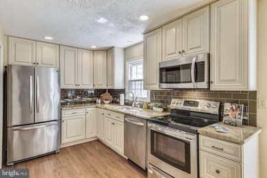 2108 Lang Dr, Crofton, MD 21114 - photo 7