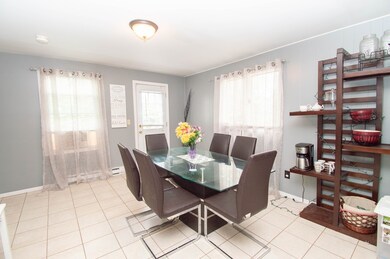 8 Ellery St, Springfield, MA 01129 - photo 7