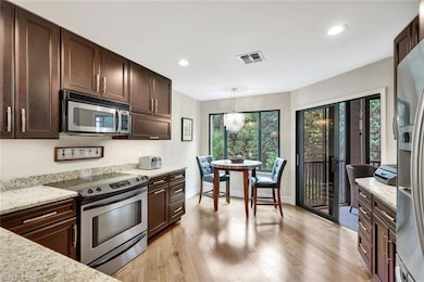 27105 Oakwood Lake Dr, Bonita Springs, FL 34134 - photo 7