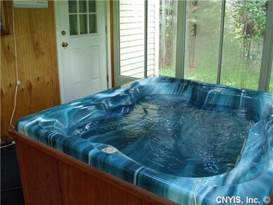 Hot Tub Note door to Master Bedroom