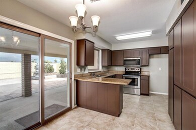 1012 W Ivanhoe St (5)