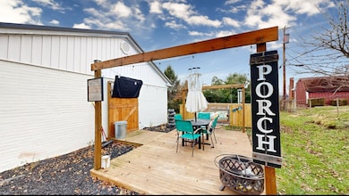 5 Willoughby Ave, Huntington, WV 25705 - photo 2