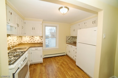 193 E 25th St unit 195, Paterson, NJ 07514 - photo 2