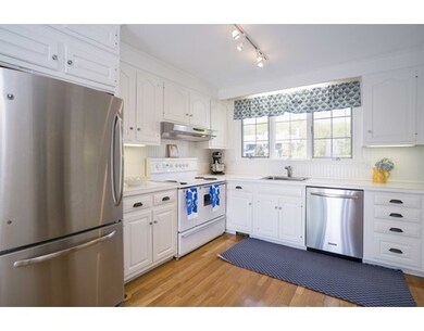 339 Ocean Ave, Marblehead, MA 01945 - photo 5