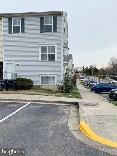 5703 Sweetway Terrace unit 35, Capitol Heights, MD 20743 - photo 2