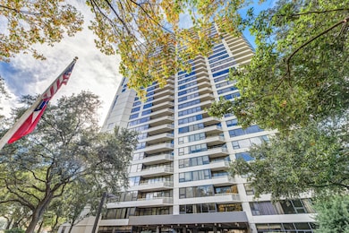 The Greenway unit 5C, Houston, TX 77046 - photo 2