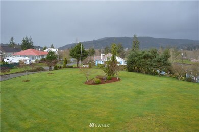 501 12th St, Raymond, WA 98577 - photo 2