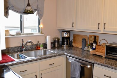 504 Heritage Village unit B, Southbury, CT 06488 - photo 5