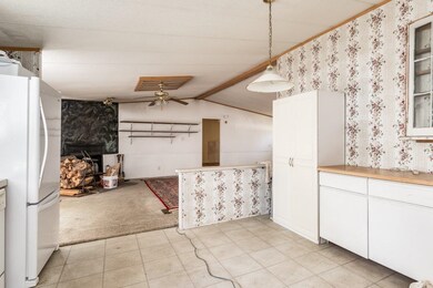 53 Pheasant Dr, Middleton, NH 03887 - photo 4