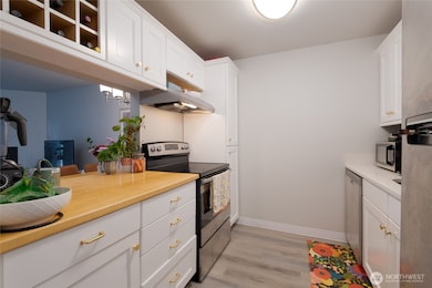 3430 I St NE unit J101, Auburn, WA 98002 - photo 5