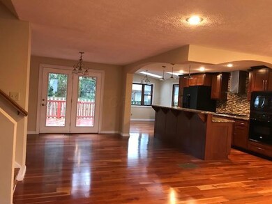 5690 Moorgate Dr, Columbus, OH 43235 - photo 3