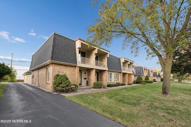 5212 Regency Dr, Toledo, OH 43615 - photo 3