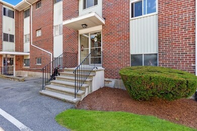 83 Hobart St unit D4, Danvers, MA 01923 - photo 2