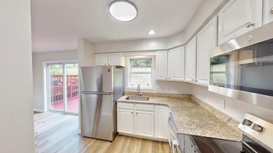 18 Edgeworth St, Worcester, MA 01605 - photo 6