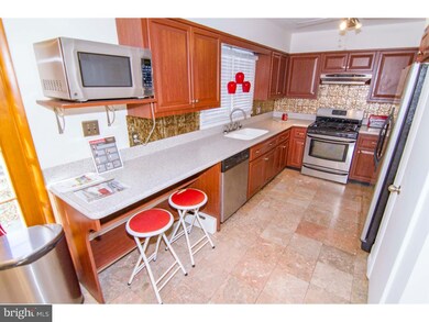 539 Frances Ave, West Deptford, NJ 08096 - photo 4