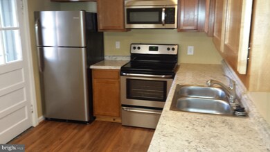 137 N Indian Aly unit 3, Winchester, VA 22601 - photo 5