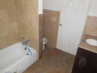 816 Lewis St, Asheboro, NC 27203 - photo 6